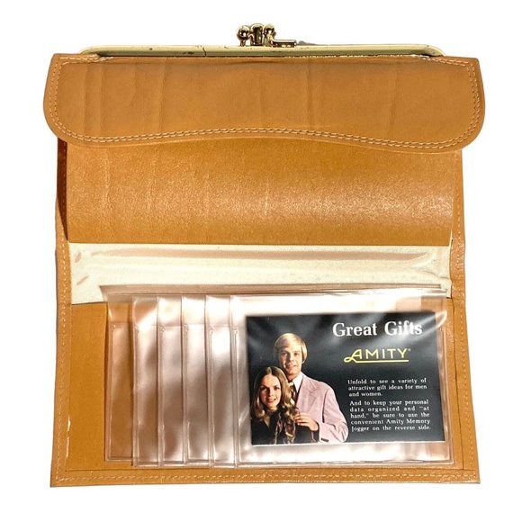 Amity Ladies Womens Tan Cowhide Leather Billfold Wallet Change Purse Clasp VTG - Picture 2 of 15